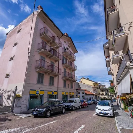 Apartment Amore - Muffy- Phyche