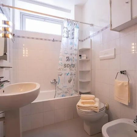 Apartment Amore - Muffy- Phyche Appartamento Stresa